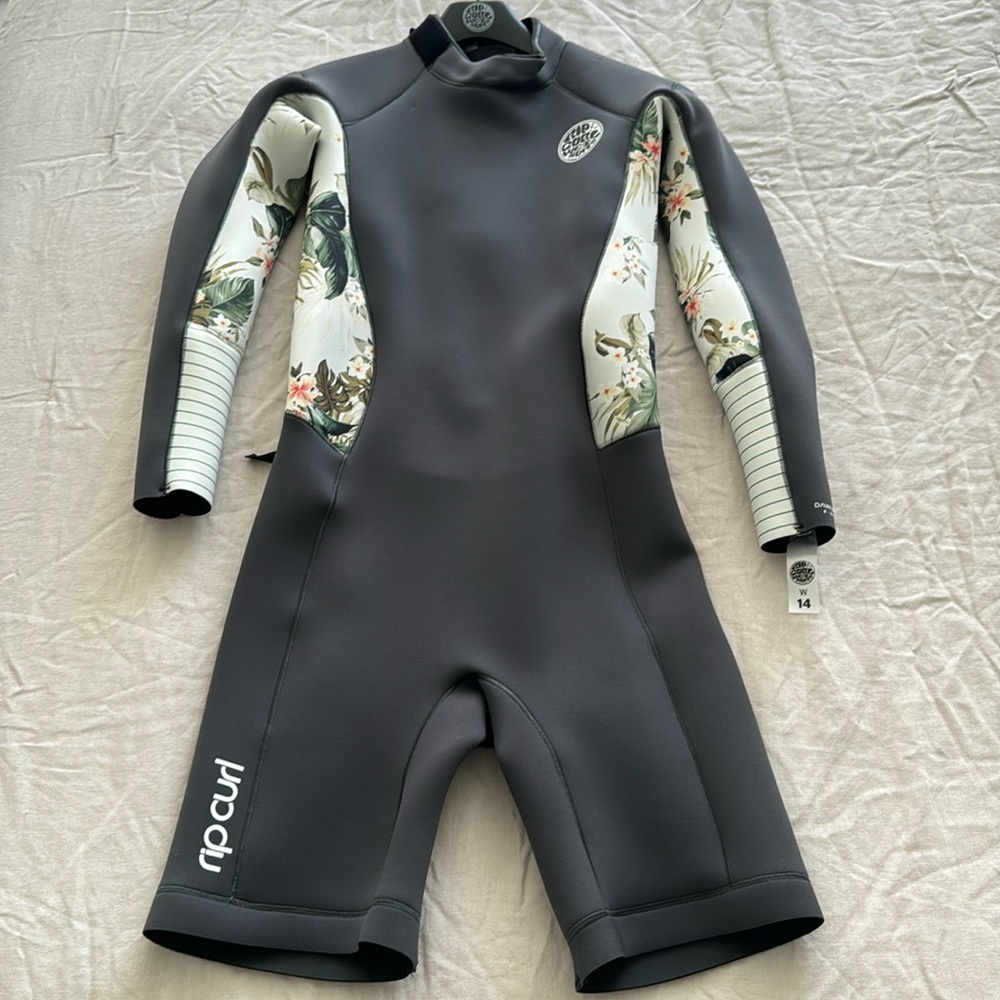 Rip Curl Dawn Patrol Women’s Wetsuit Tropical Print New size 14